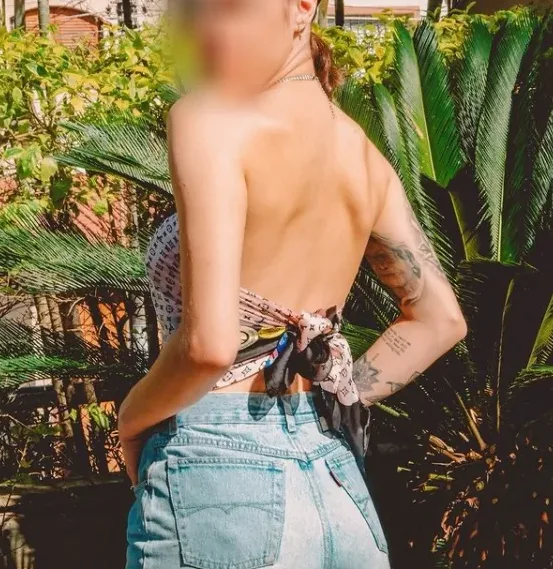 Jovana, 29