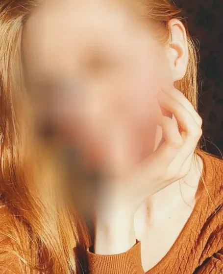 Nadine, 29