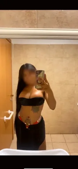 Patricia, 26