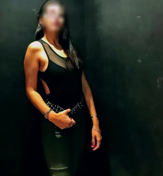 Sabine, 26