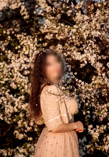 Sophia, 35