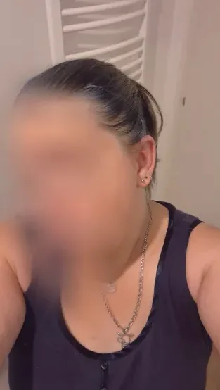 Yvonne, 31